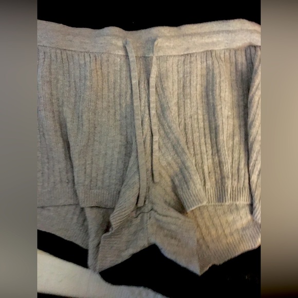 Gray shorts - Picture 1 of 2